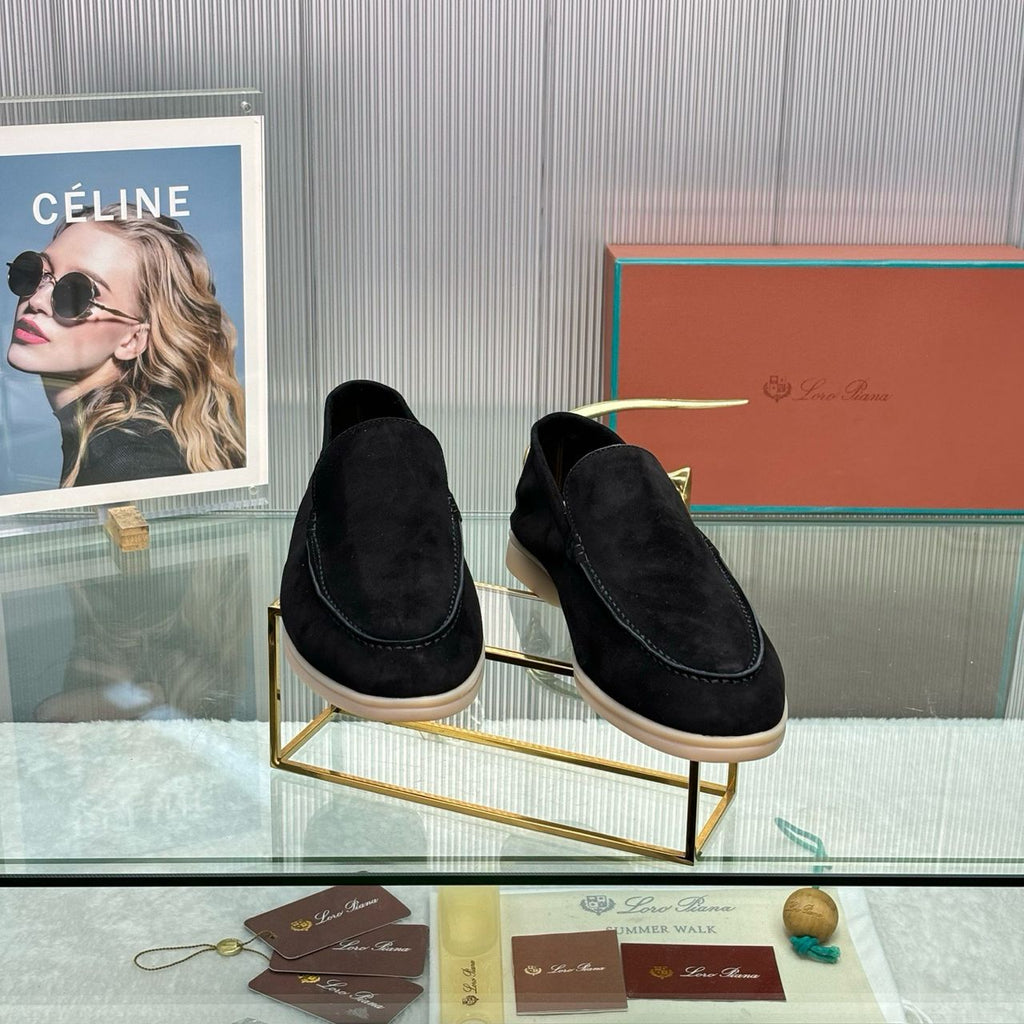 Loro Piana Summer Walk Camurça Preto.