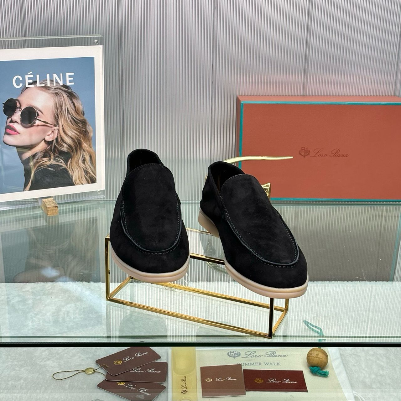 Loro Piana Summer Walk Camurça Preto.
