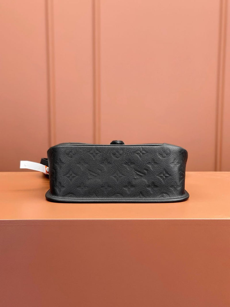 Lv Diane Monogram Empreinte Black