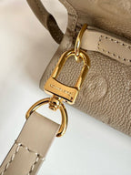 LV Babylone Tote Creme