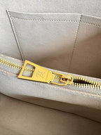 LV Babylone Tote Creme