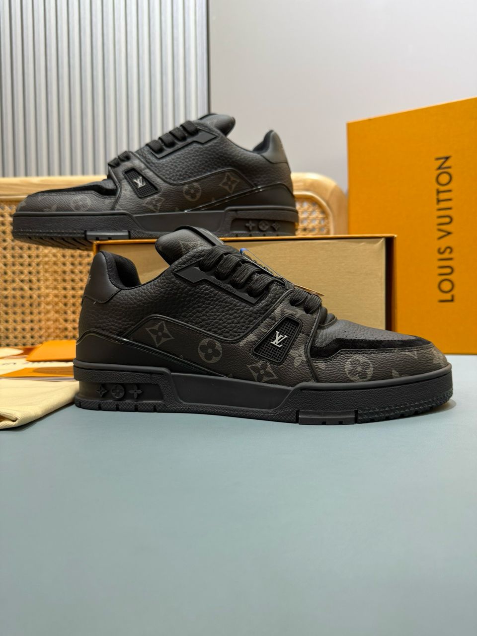LV Trainer #54 Sneaker Black.