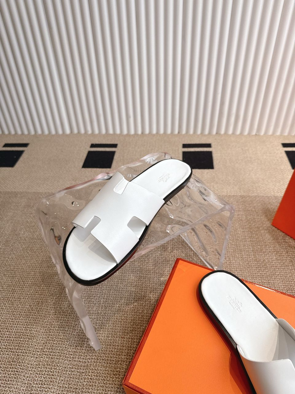 Hermes Izmir Sandal White.