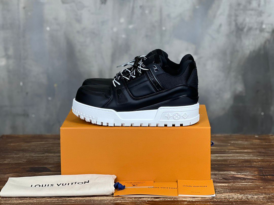 Trainer Maxi Black
