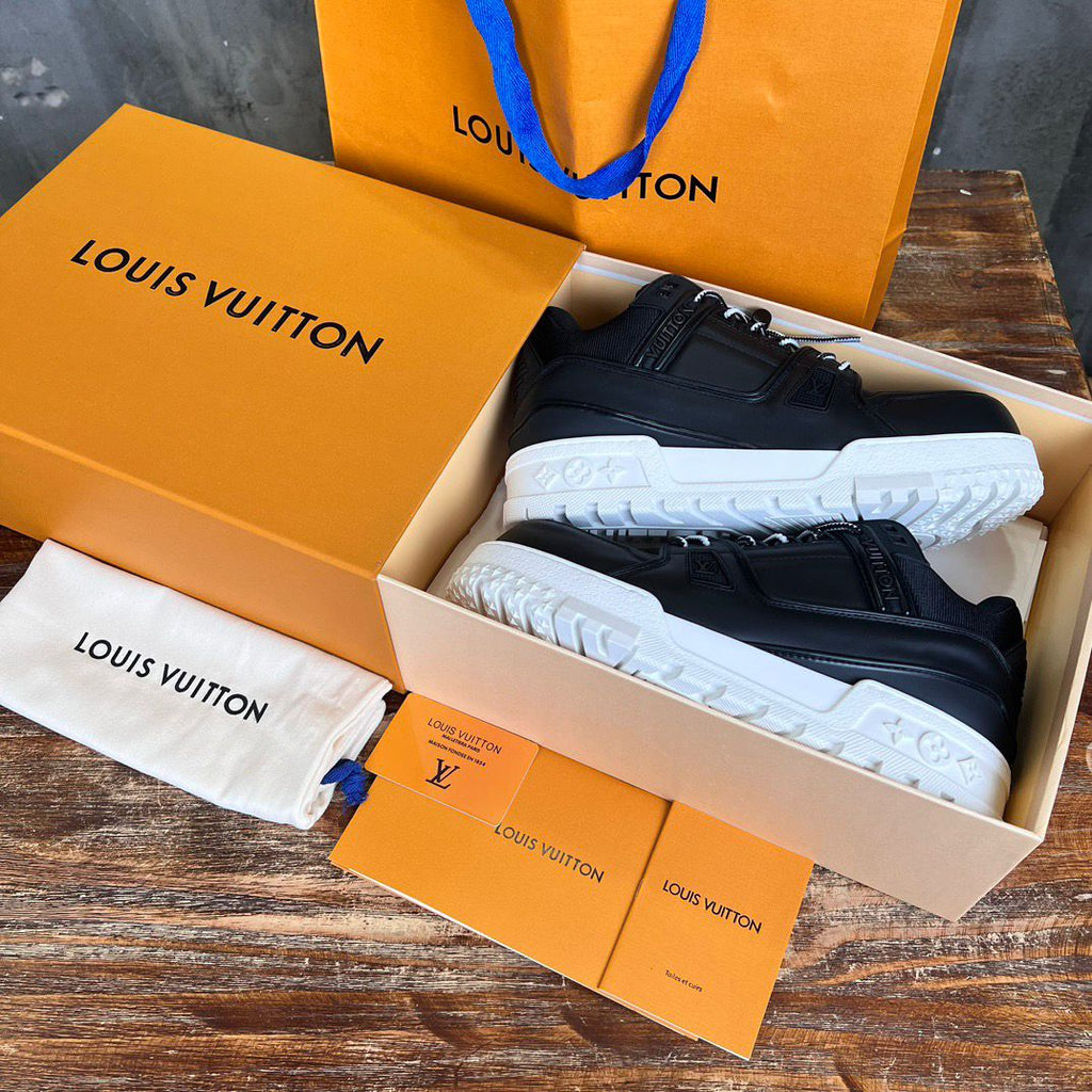 Trainer Maxi Black