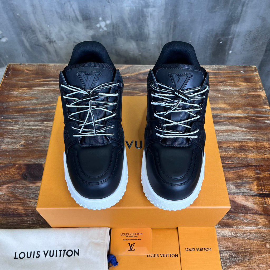 Trainer Maxi Black