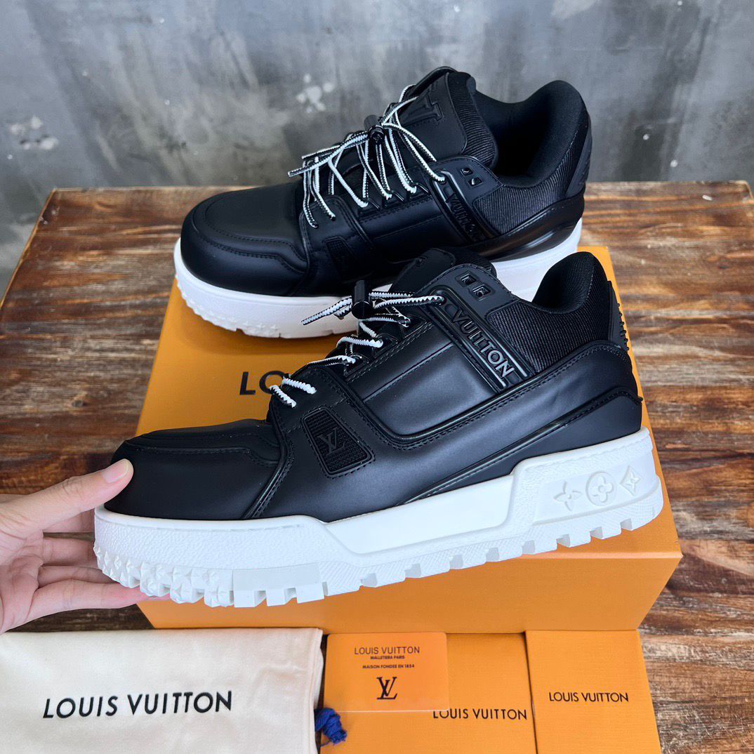 Trainer Maxi Black