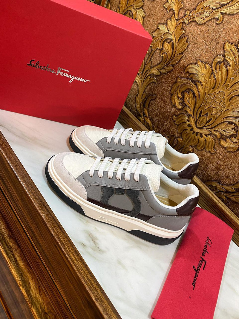 Tênis Ferragamo Gancini Leather