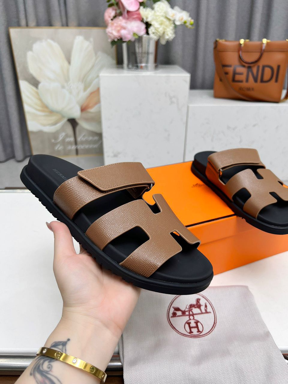 Hermes Chypre Sandal Étoupe