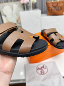Hermes Chypre Sandal Étoupe