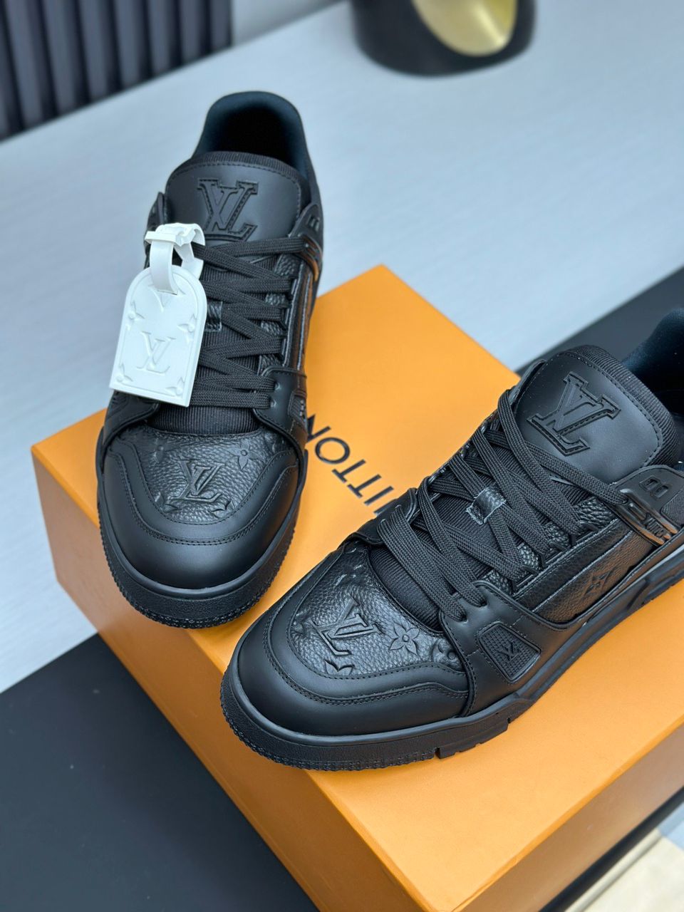 Lv Trainer Black Monogram