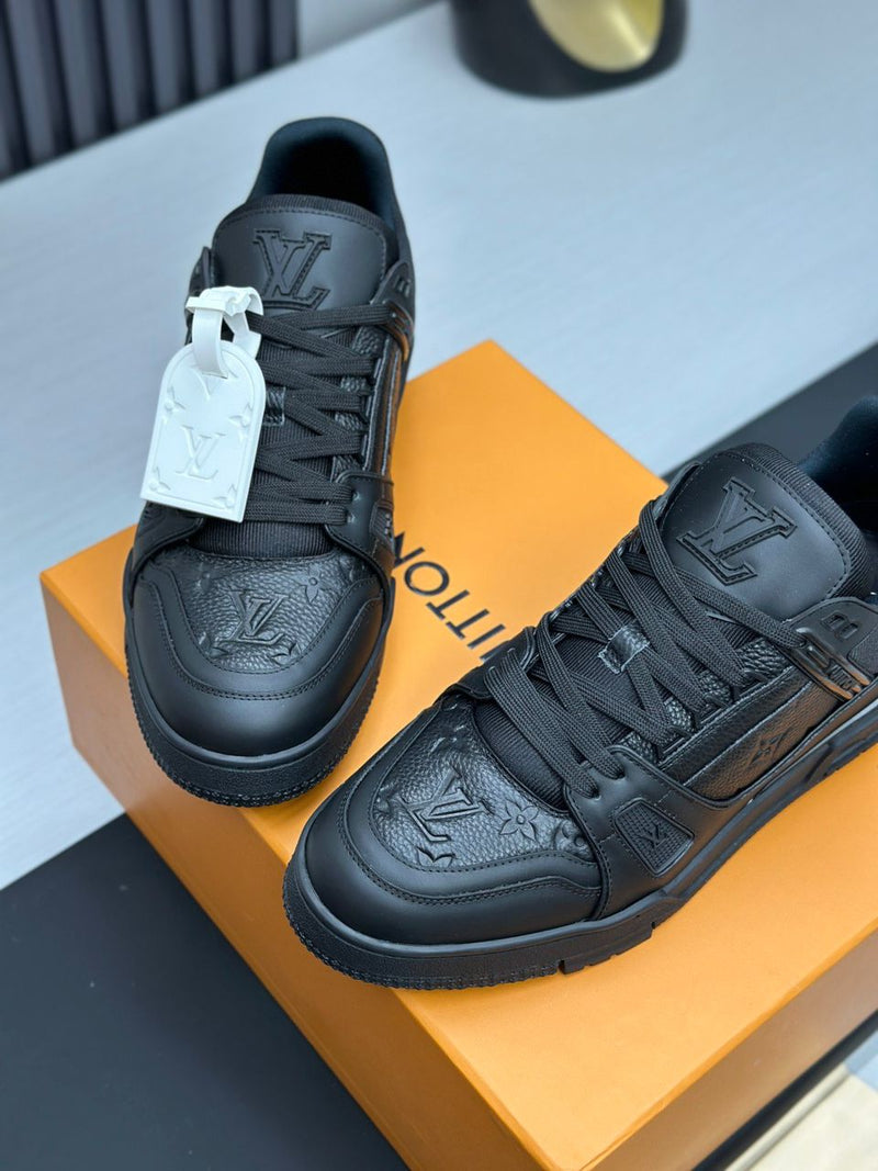 Lv Trainer Black Monogram