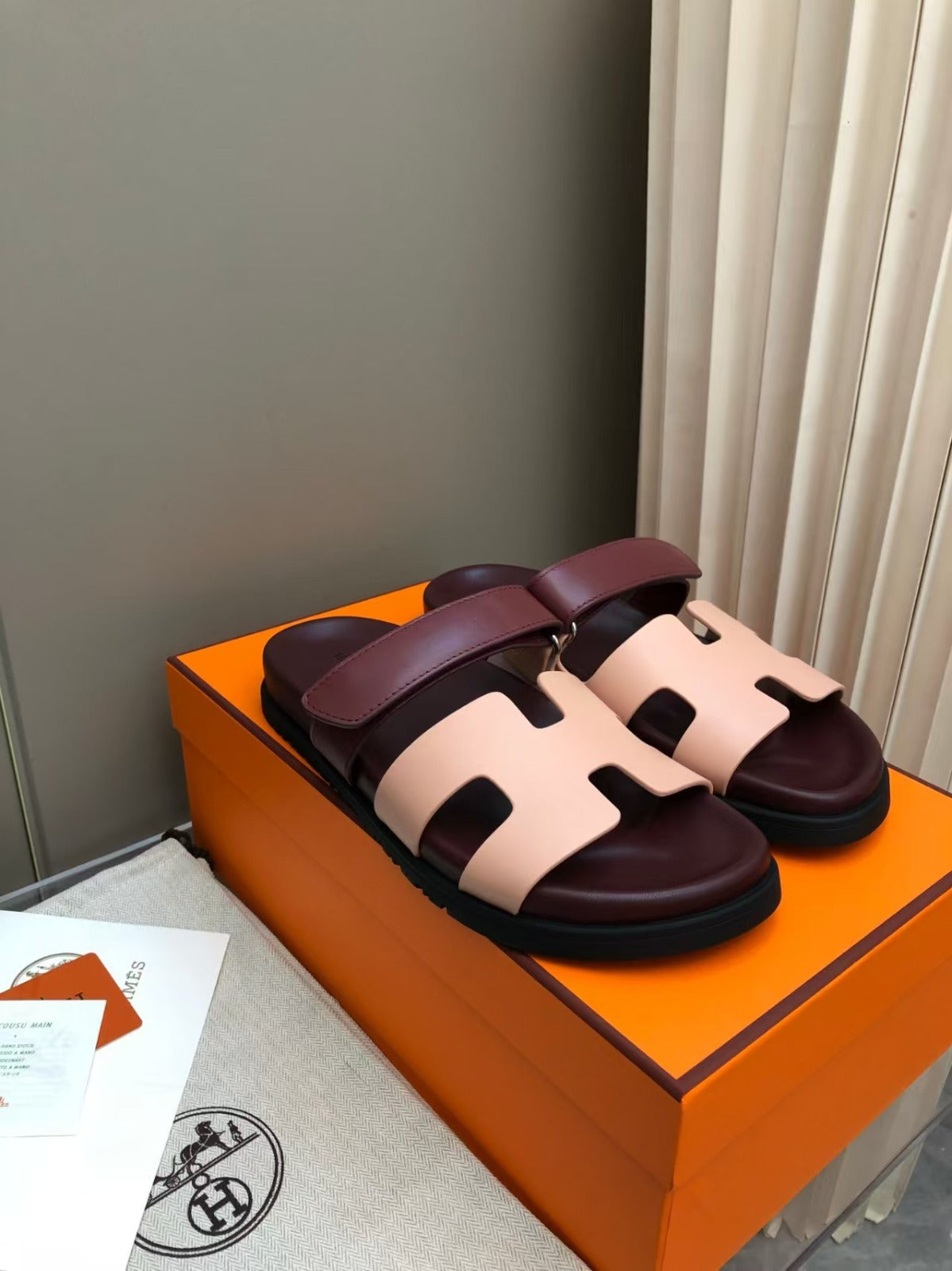 Hermes Chypre purple Sandal