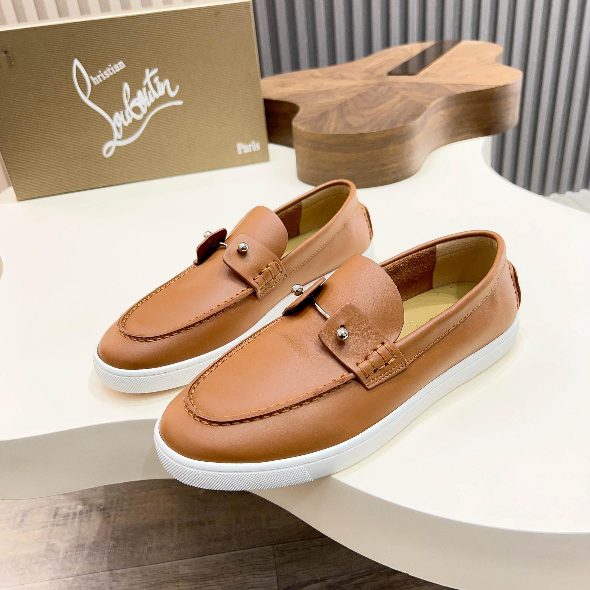 Christian Louboutin Chambeliboat Lionne