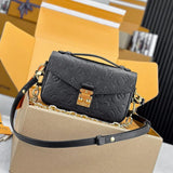 Pochette Métis East West Monogram Empreinte Black.