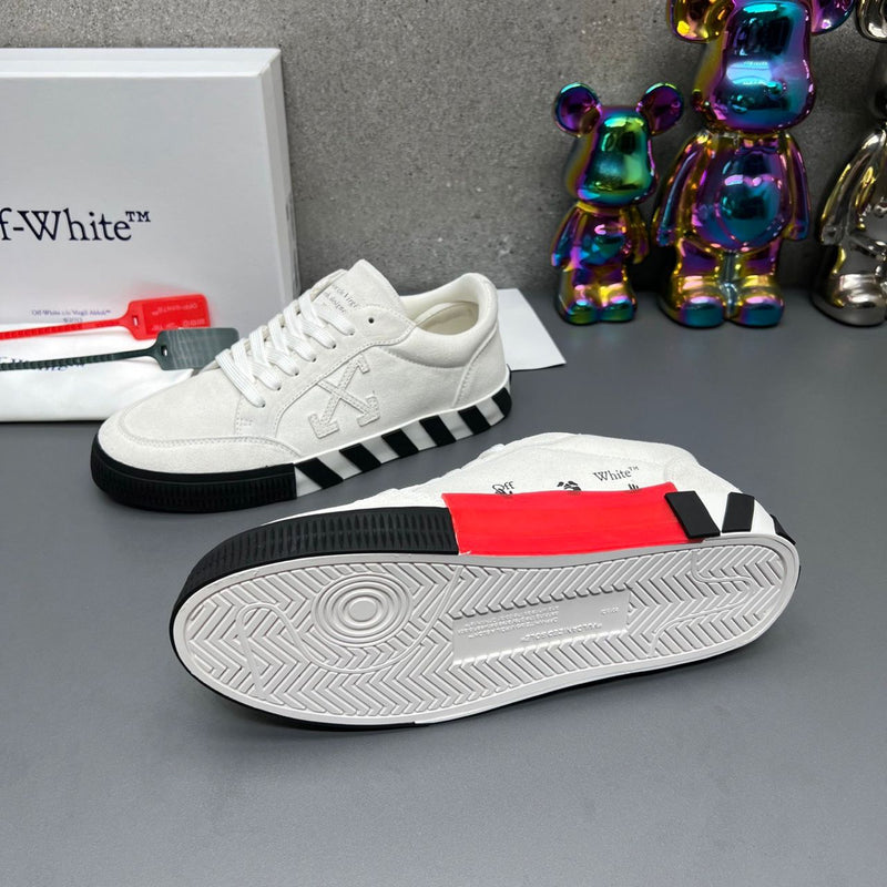 Off-White Vulcanized White Low Top Sneakers Canvas