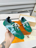 Sneakerina LV