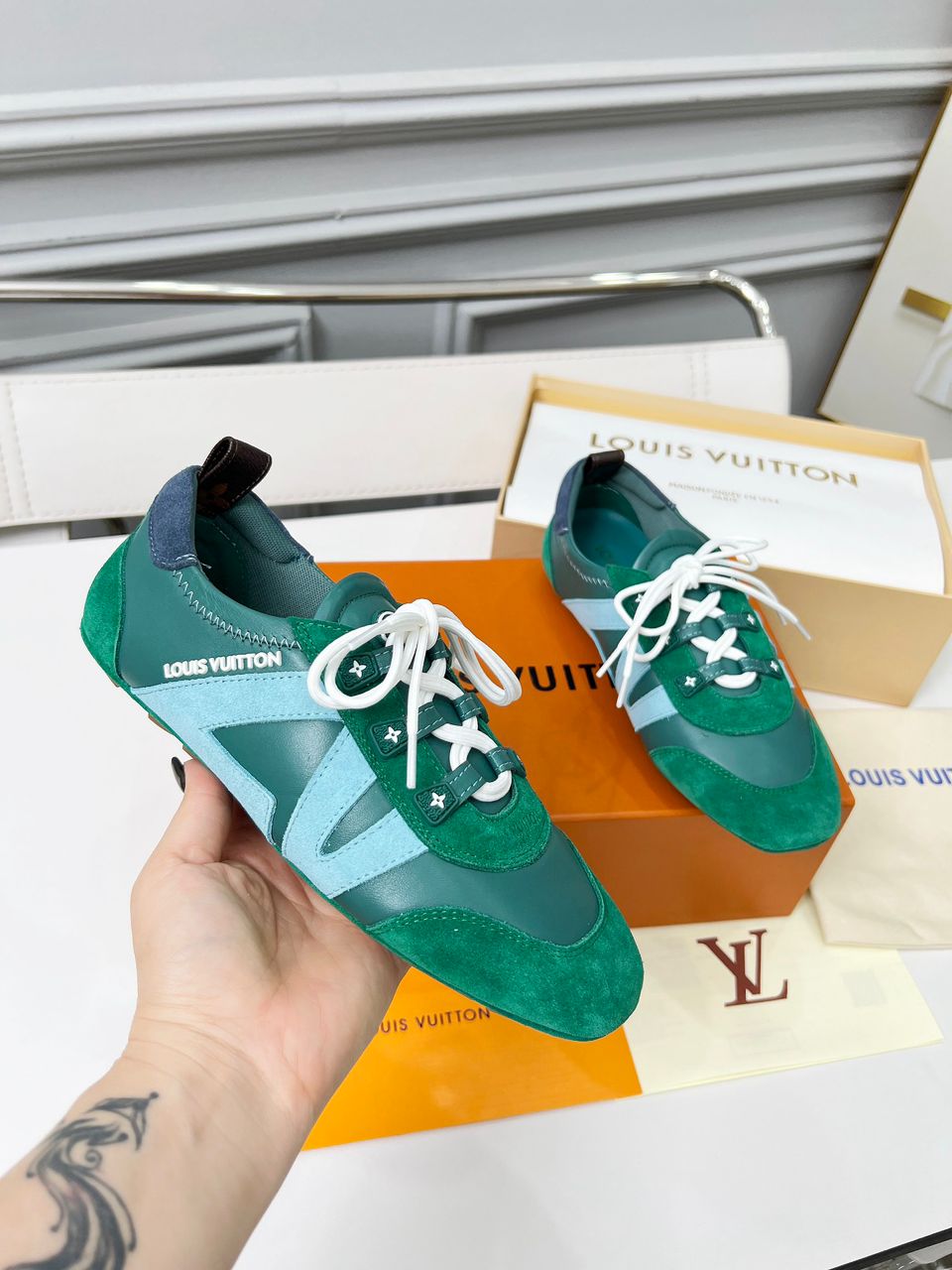 Sneakerina LV