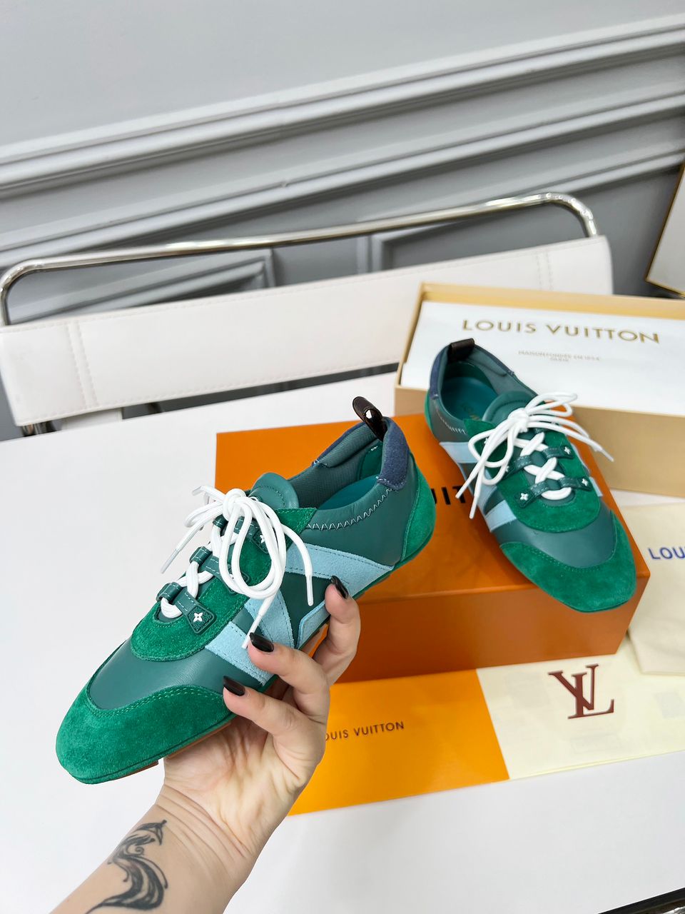 Sneakerina LV