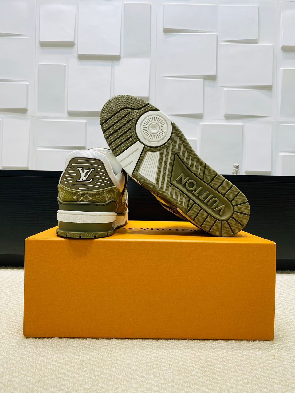 LV Trainer Green