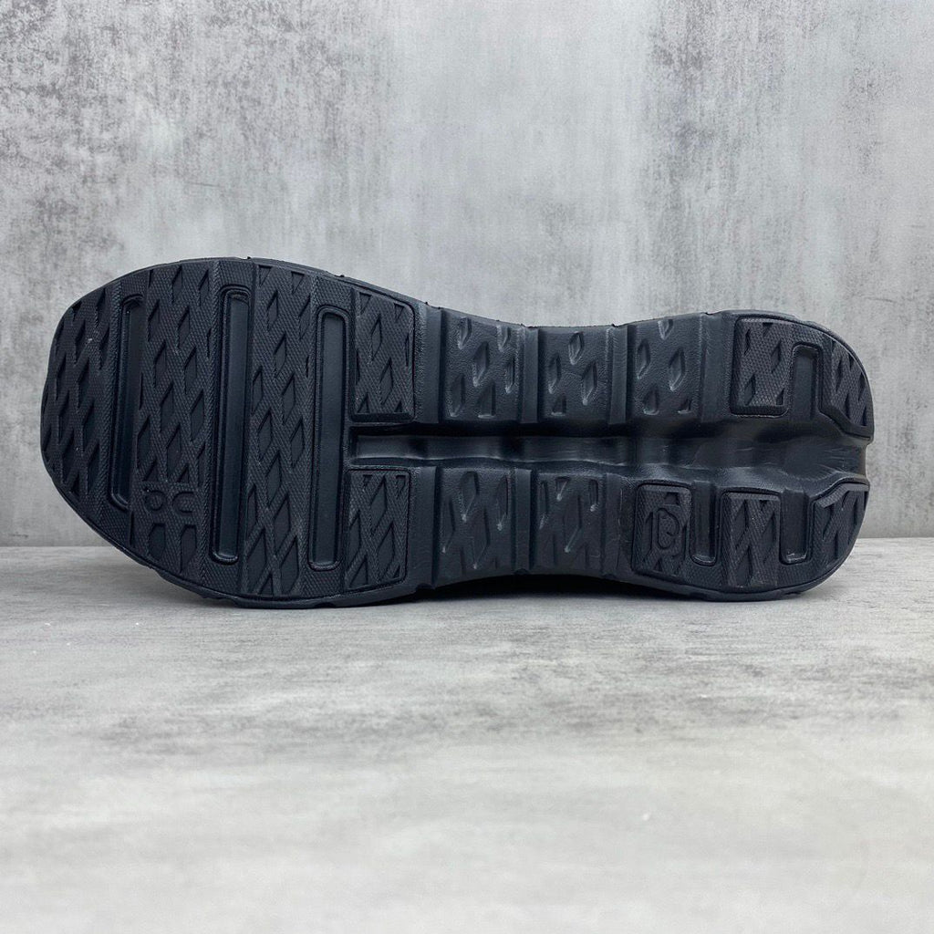 LOEWE x On Cloudtilt Black