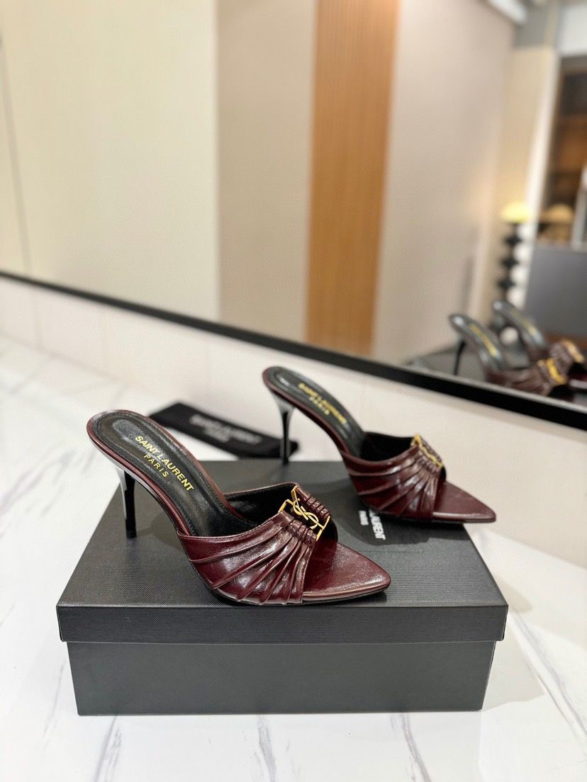Saint Laurent Babylone Mules Bordeaux.