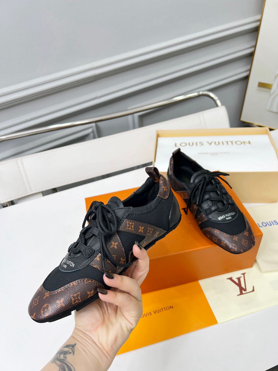 Sneakerina LV