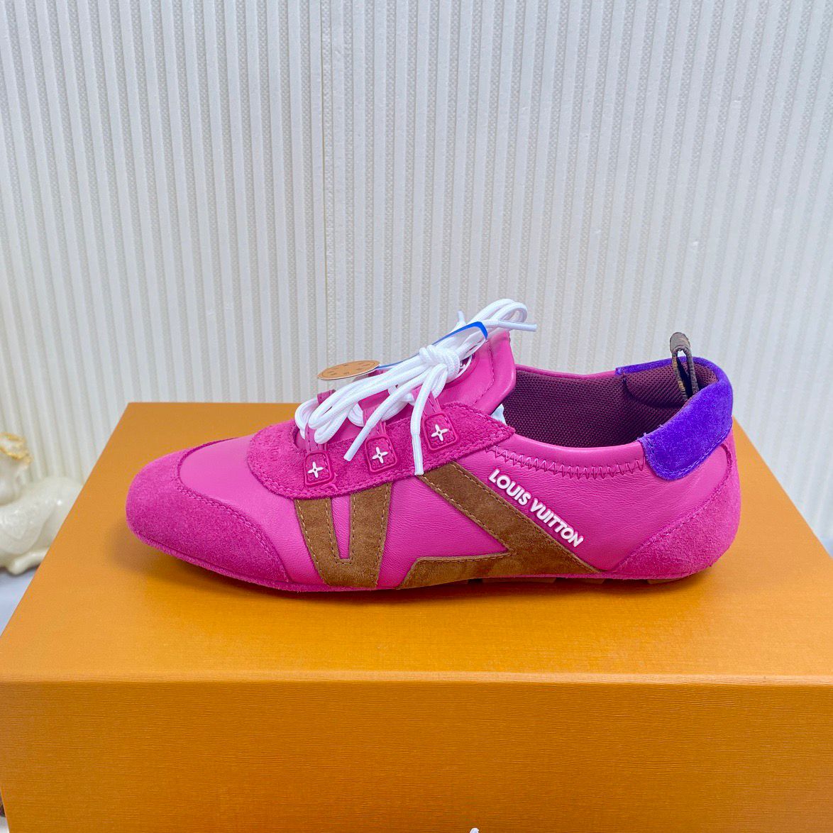 Sneakerina LV