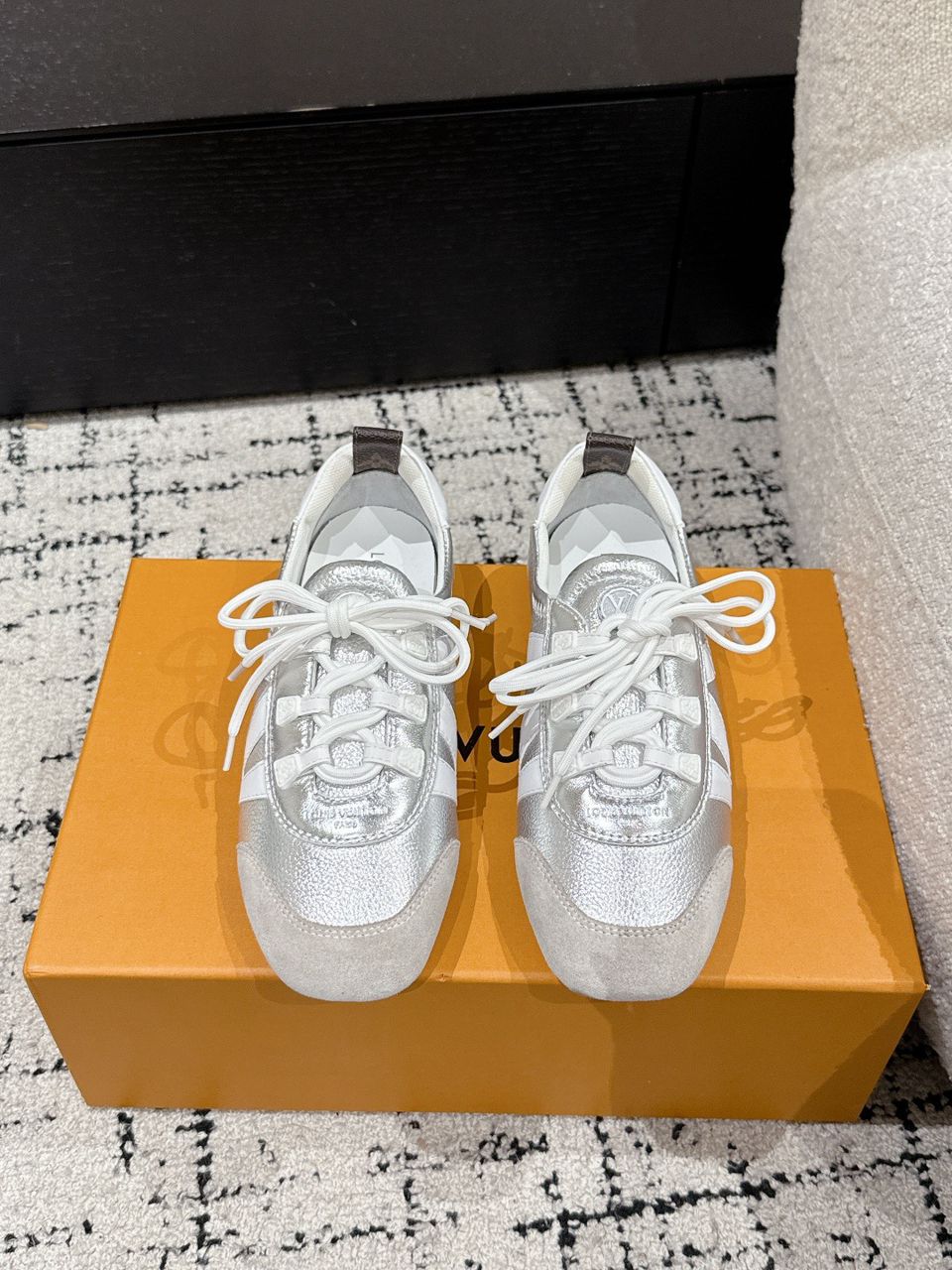Sneakerina LV