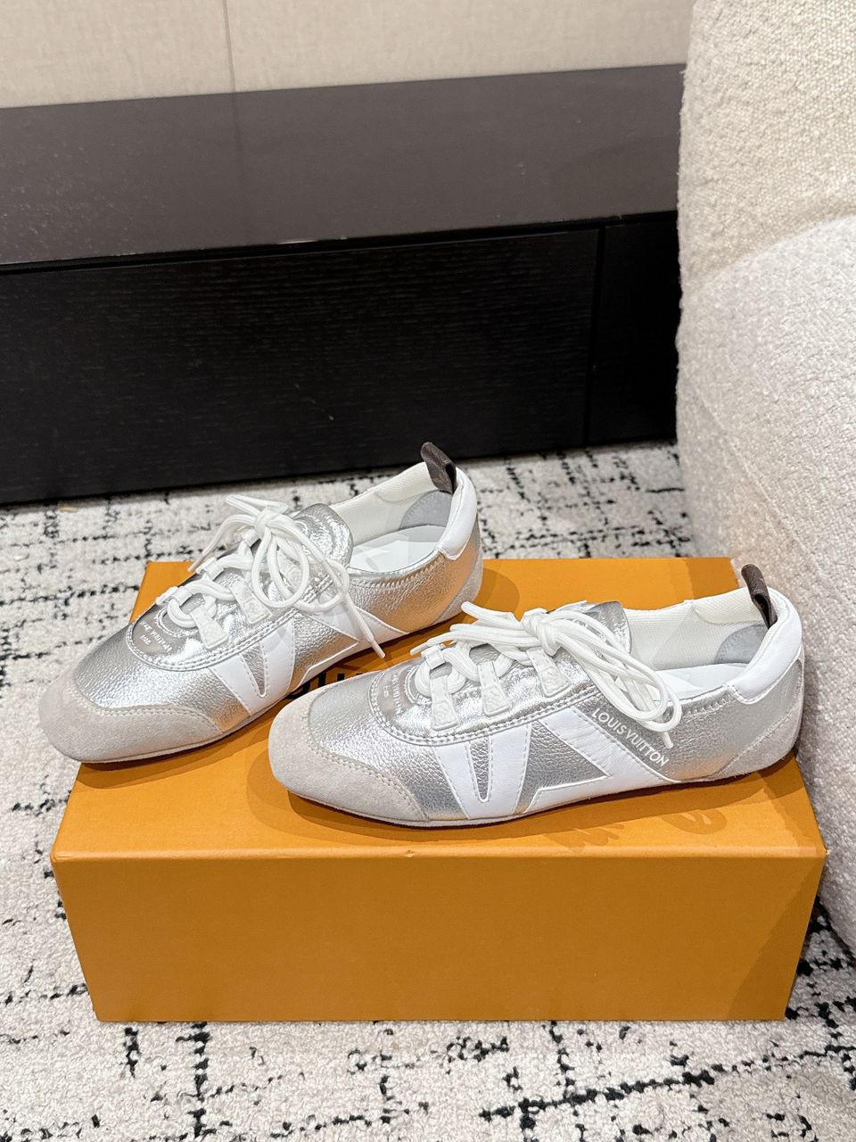 Sneakerina LV