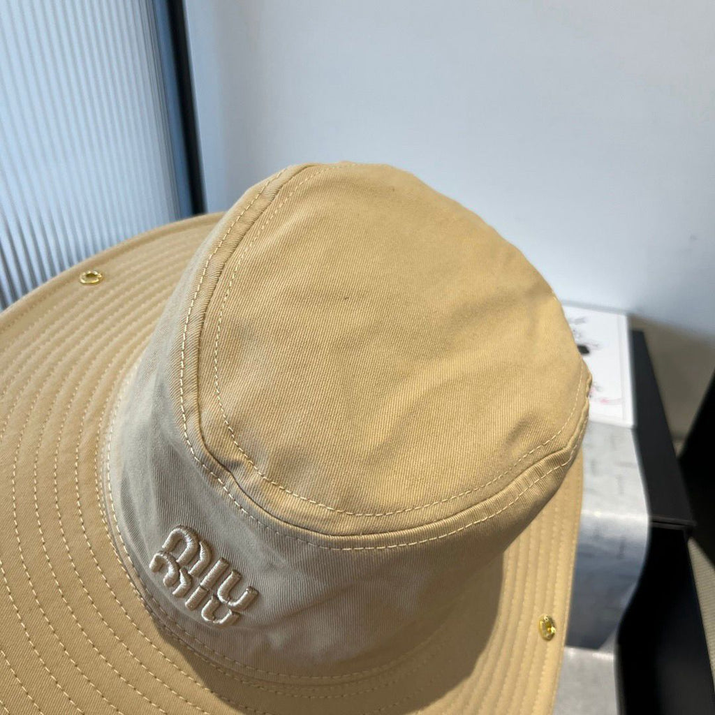 Chapéu Miu Miu