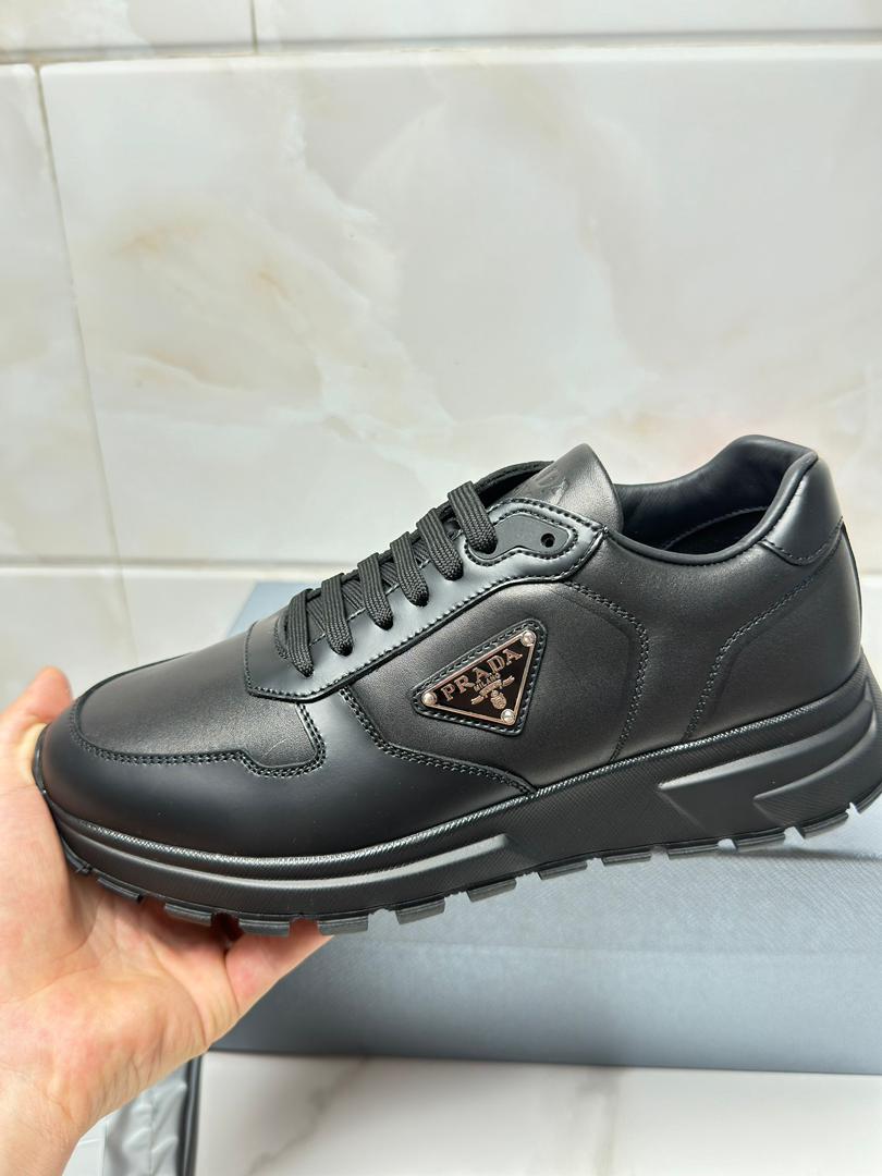 Prada Prax 01 Leather Black