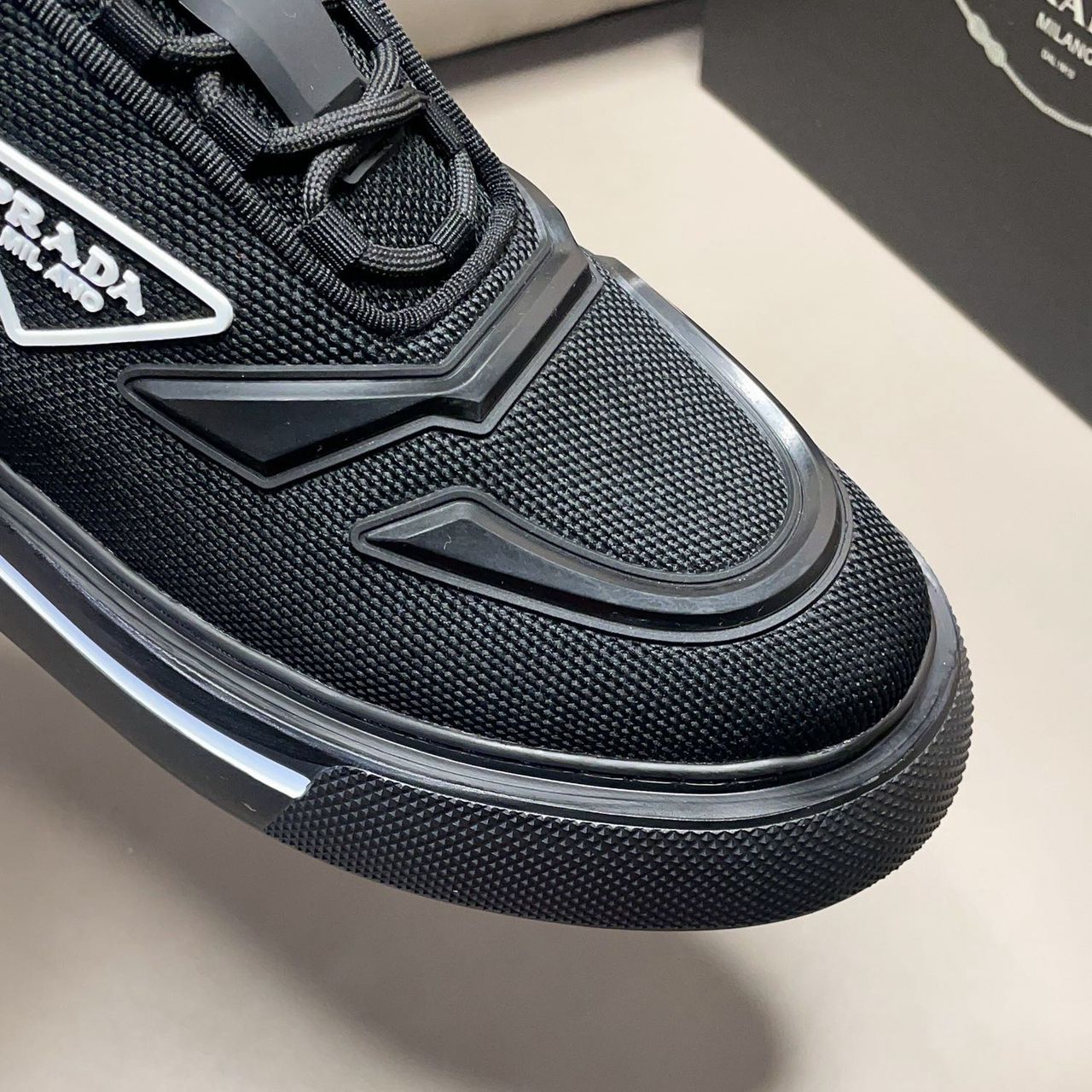 Tênis Prada Prax Macro Black