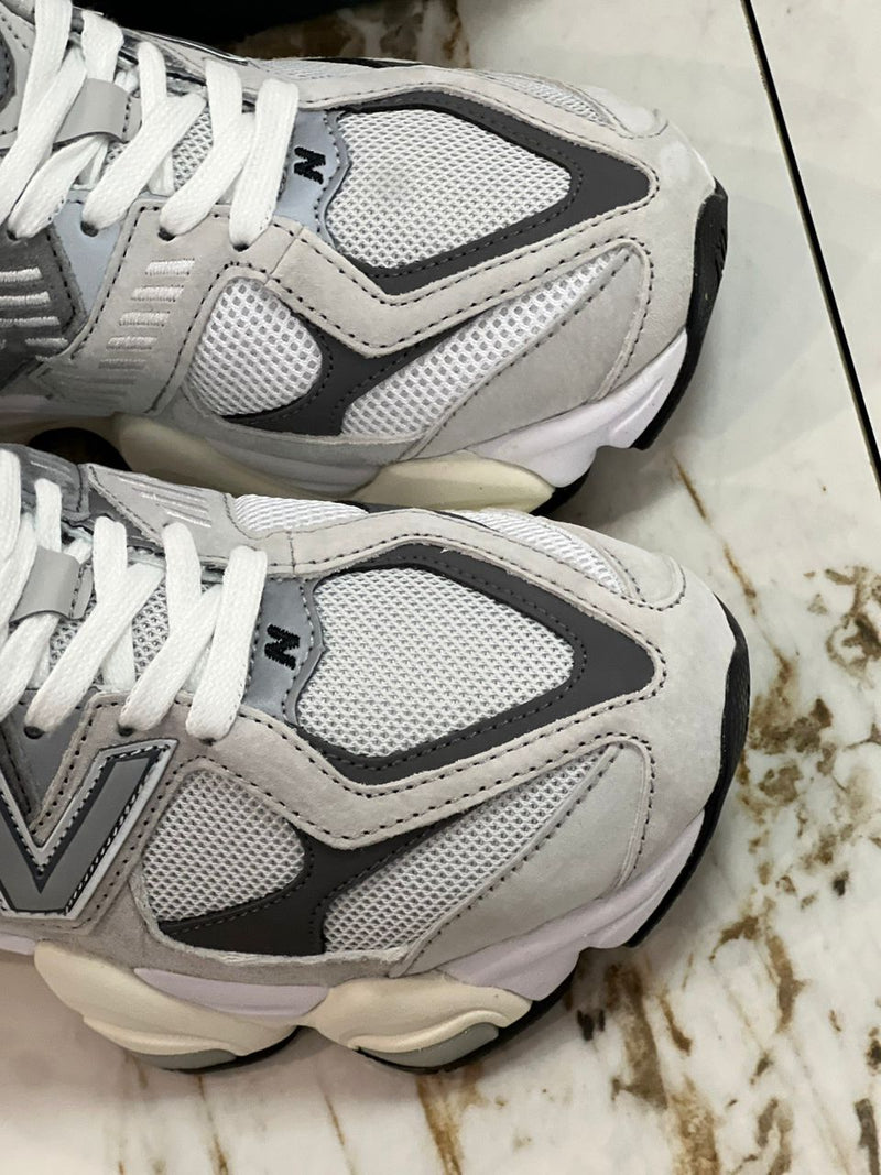 New Balance 9060 Cinza Rain Cloud
