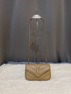 Yves Saint Laurent Bolsa Loulou Mini Bag