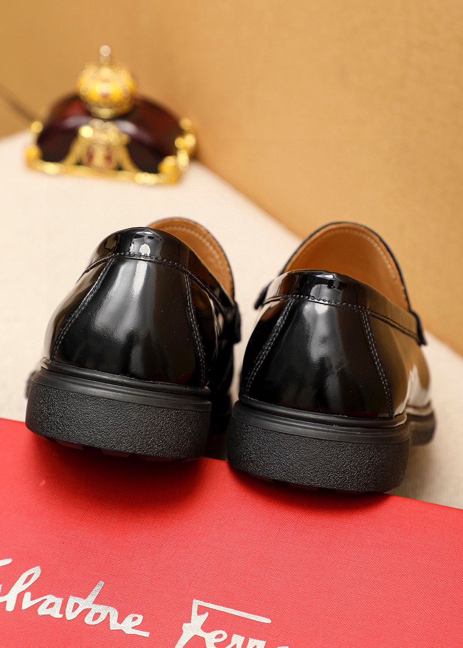 Sapato Ferragamo Black