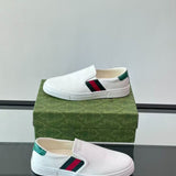 Tênis Slip-on Ace da Gucci.