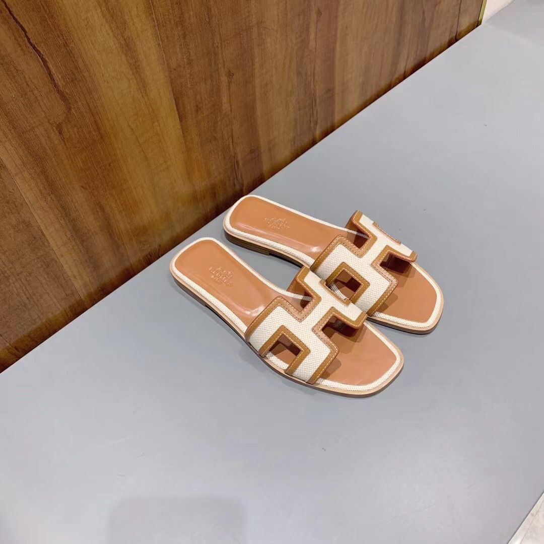 Hermes Oran Sandal