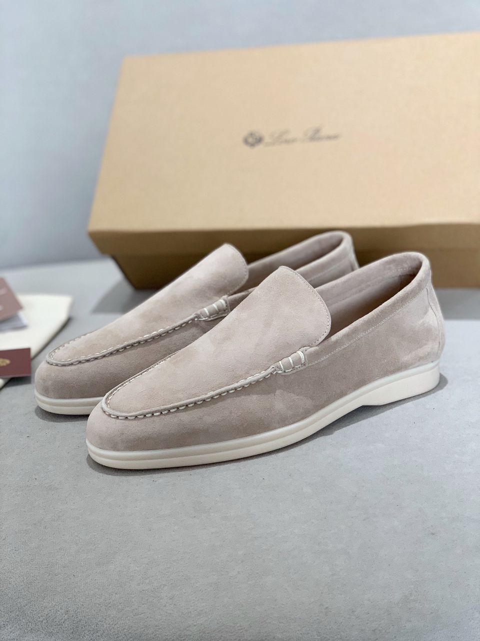 Loro Piana Open Walk Camurça Bege ( Pronta entrega )