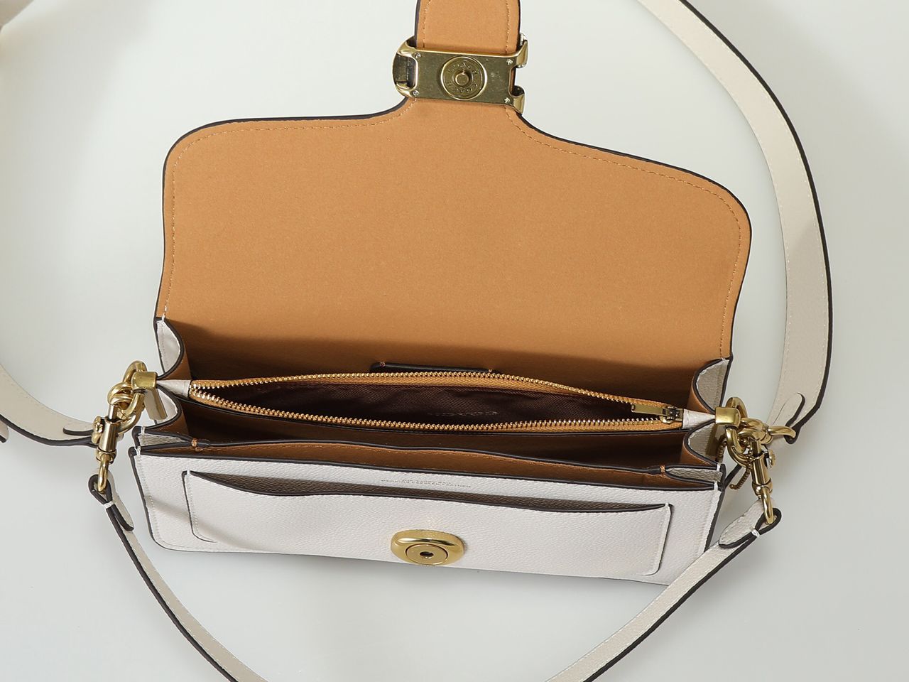 Coach Tabby Shoulder Bag 26 White Leather Gold Hardware.