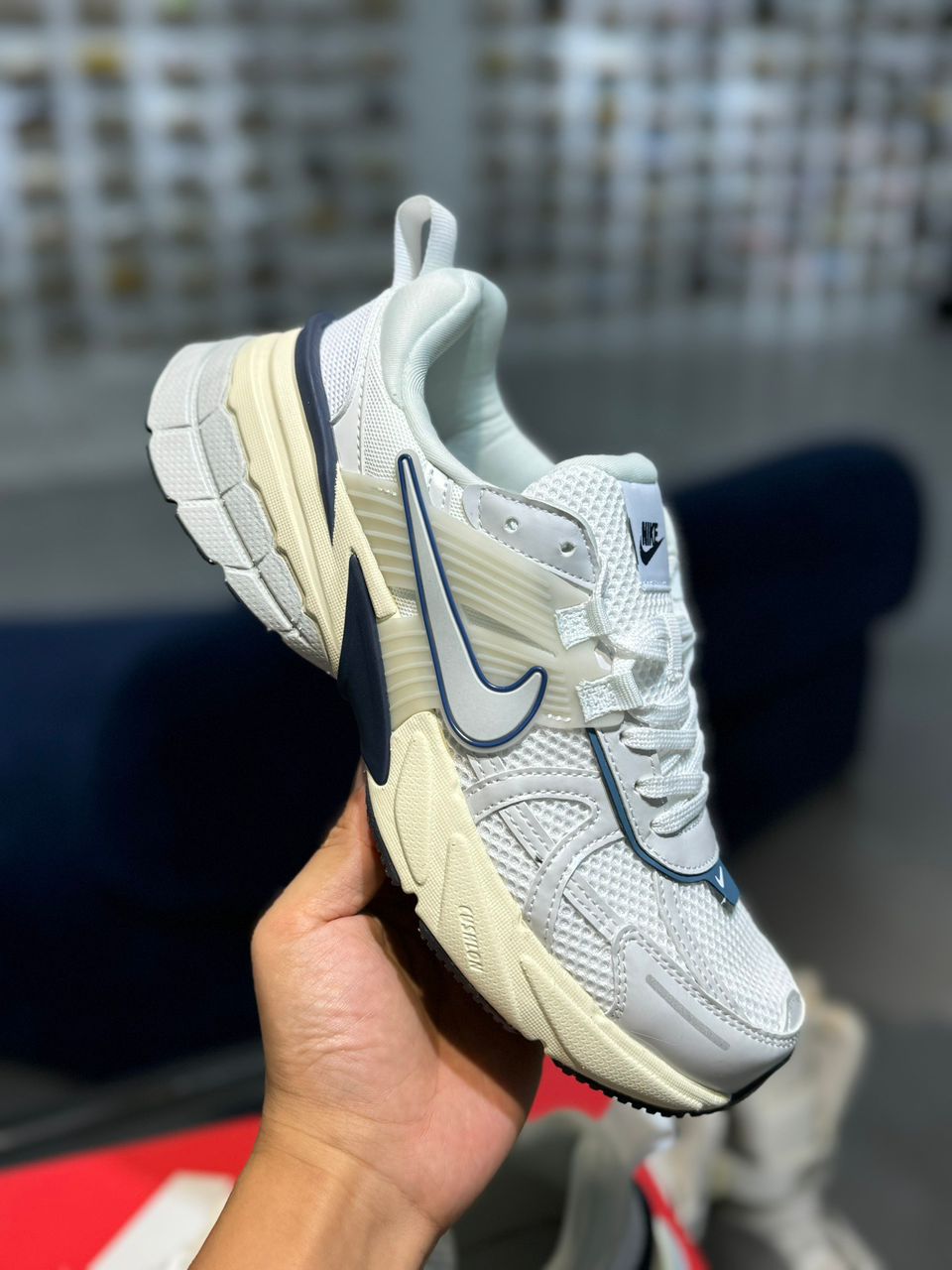 Nike V2K Run