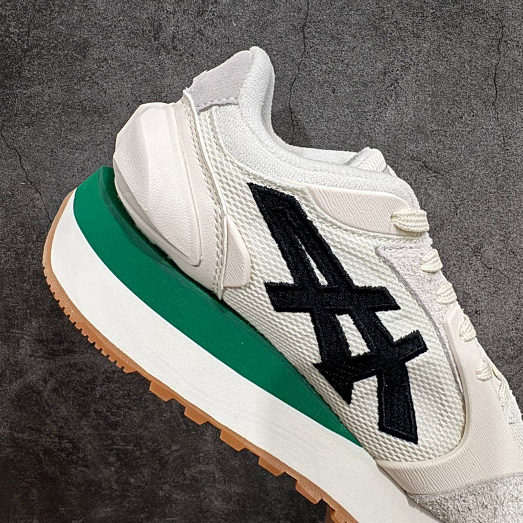 Onitsuka Tiger Moage CO.