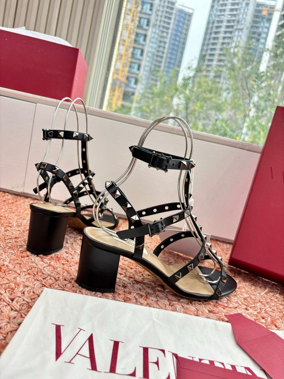 Valentino Garavani Rockstud Sandal