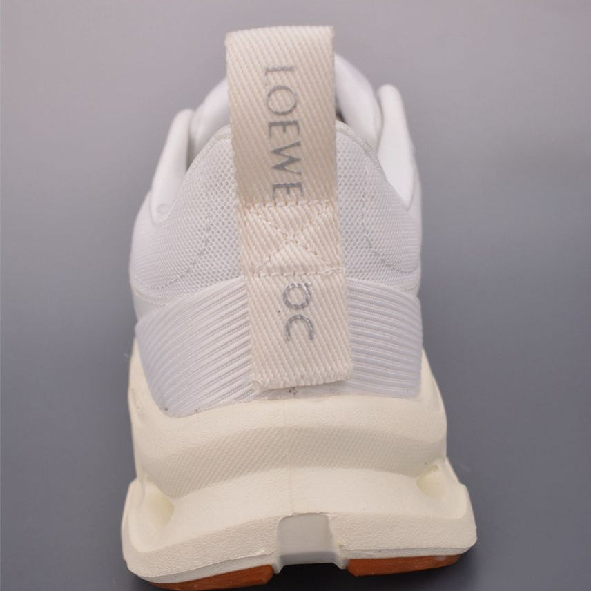 LOEWE x On Cloudtilt off-white