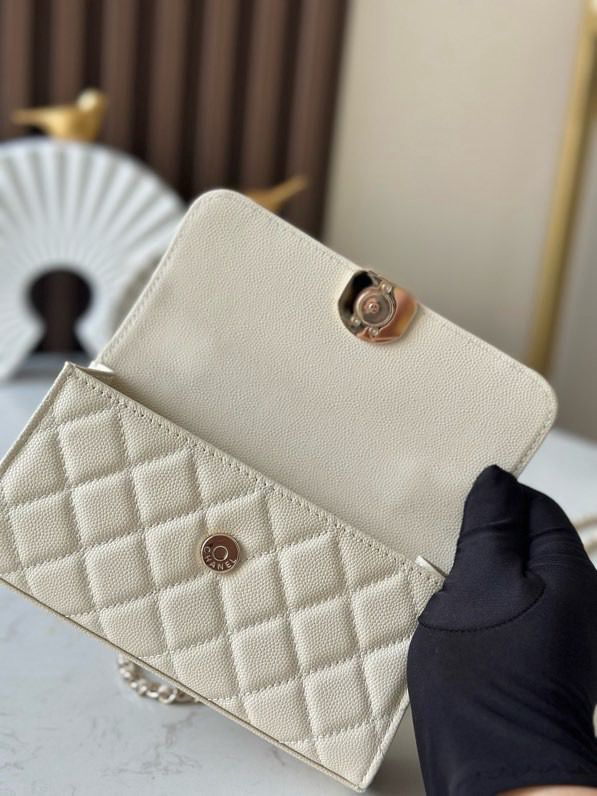 Chanel Top Handle Wallet on Chain off-white