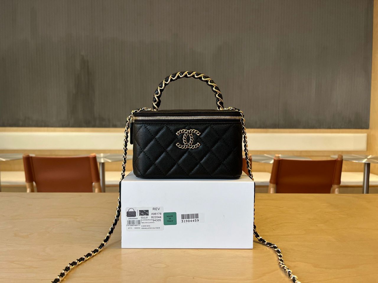 Chanel Top Handle Vanity Case black