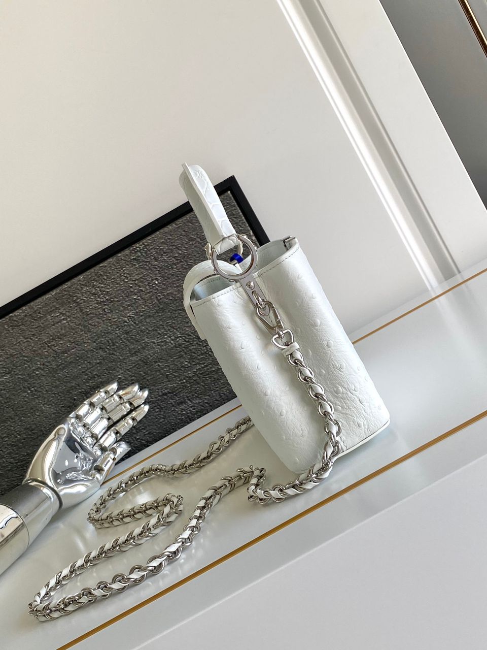 Louis Vuitton Capucines Mini