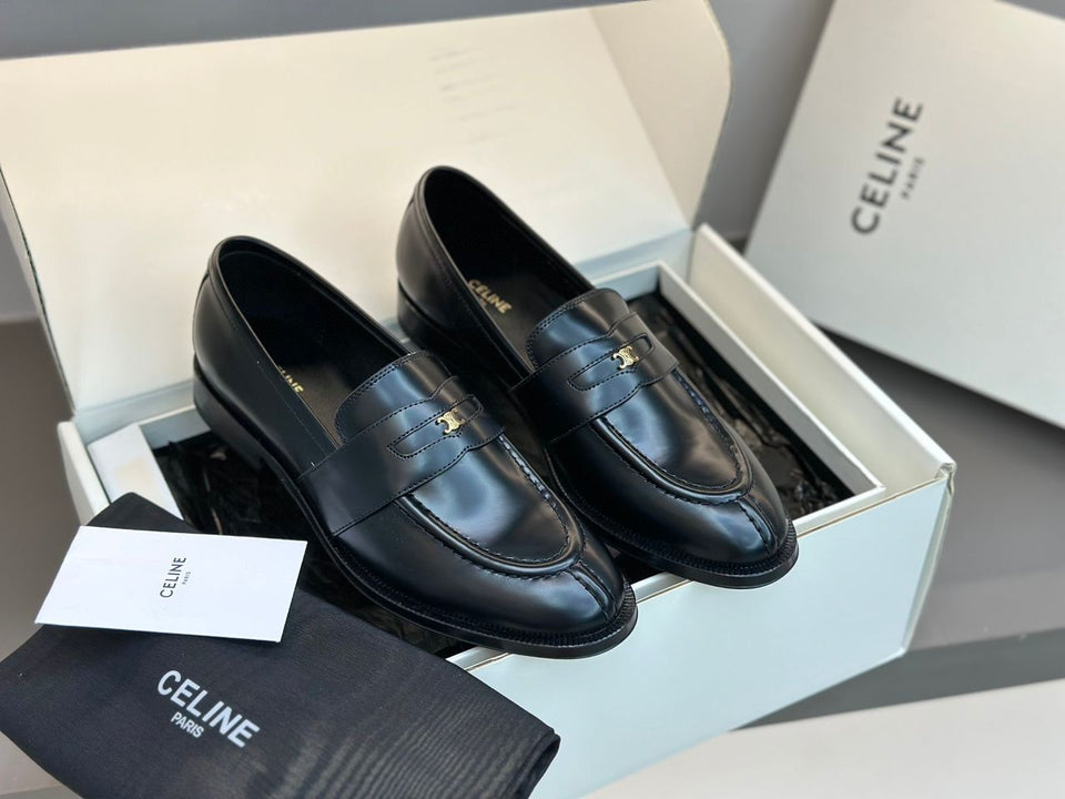 Celine Margaret Loafer with Triomphe Chain in Polished Bull