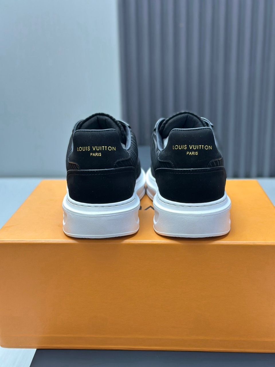 Louis Vuitton Beverly Hills Black And Gold