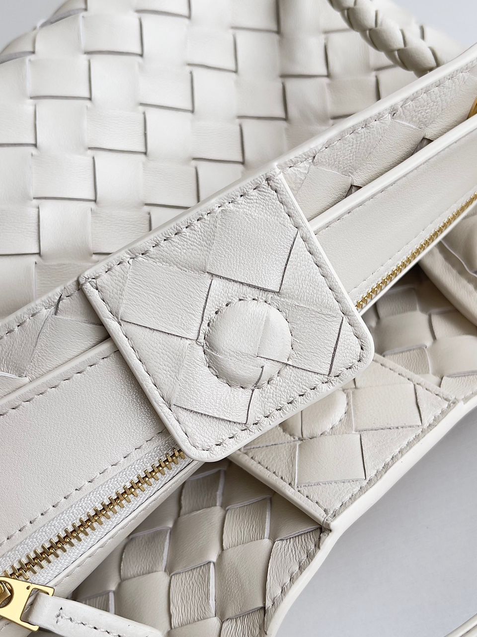 Bottega Veneta Andiamo Bag Medium White